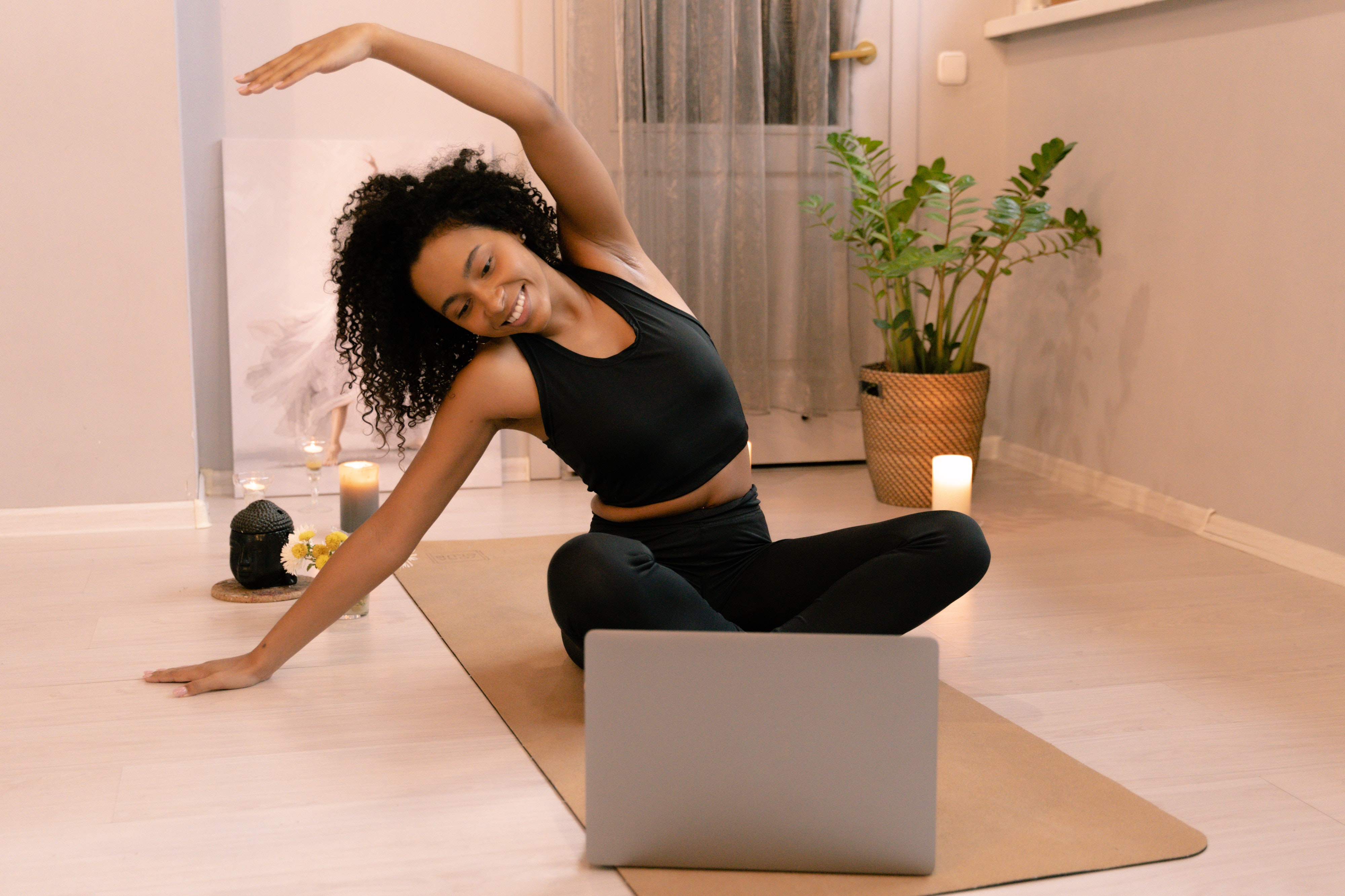 bien organiser sa séance de yoga à domicile 